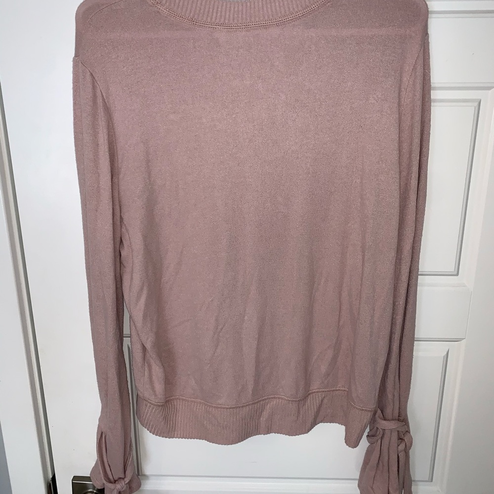 sweater - Picture 2 of 2